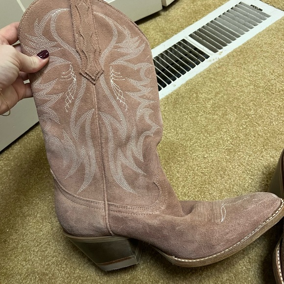 Idyllwind Pink Western Boots - Picture 5 of 6